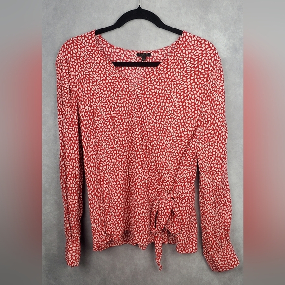 Talbots Women Size XLP Wrap Blouse with Side‎ Tie Red/White Leopard Print - Picture 2 of 9